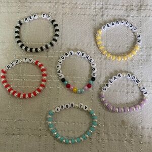 Taylor Swift Taylor’s Version Bracelet Set